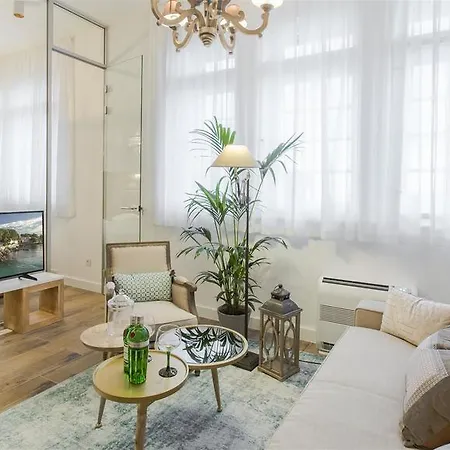 Ah Design Luxury * אופטיה