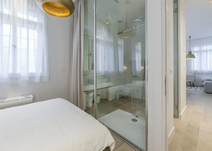 Ah Design Luxury Apartment