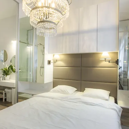 Ah Design Luxury Апартаменты *