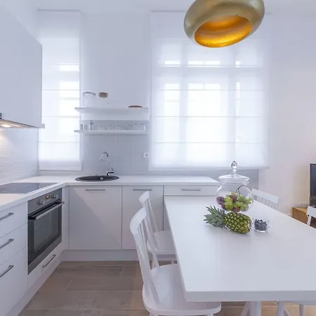 Ah Design Luxury Апартаменты